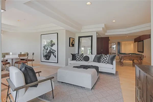 $8,790,000 | 702 Vía La Cuesta, Palos Verdes Estates, CA 90274