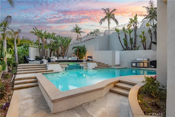 $8,790,000 | 702 Vía La Cuesta, Palos Verdes Estates, CA 90274