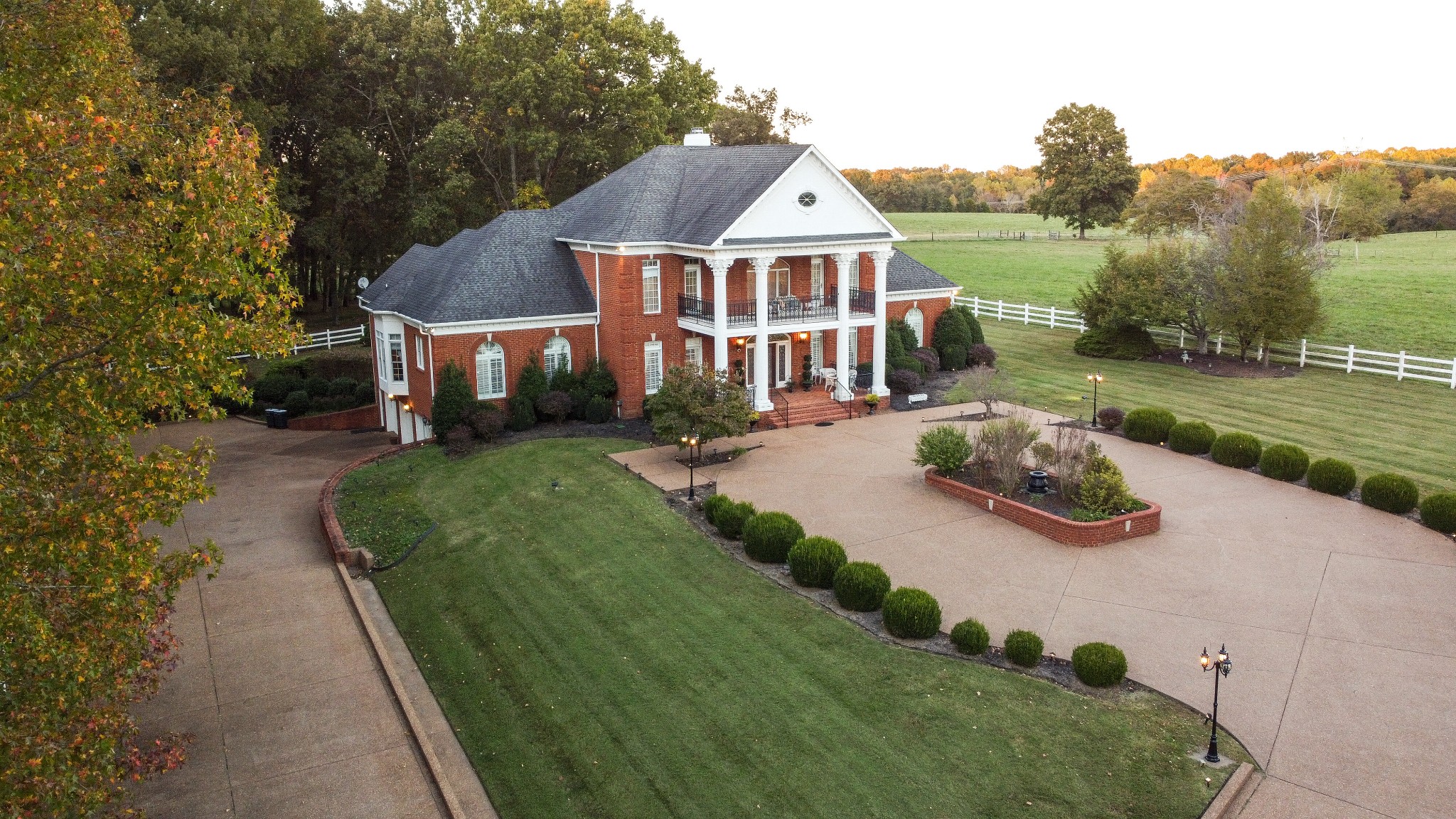 2295 Gideon Road Greenbrier, TN 37073 - Photo 5 of 48 a front view of a house with garden
