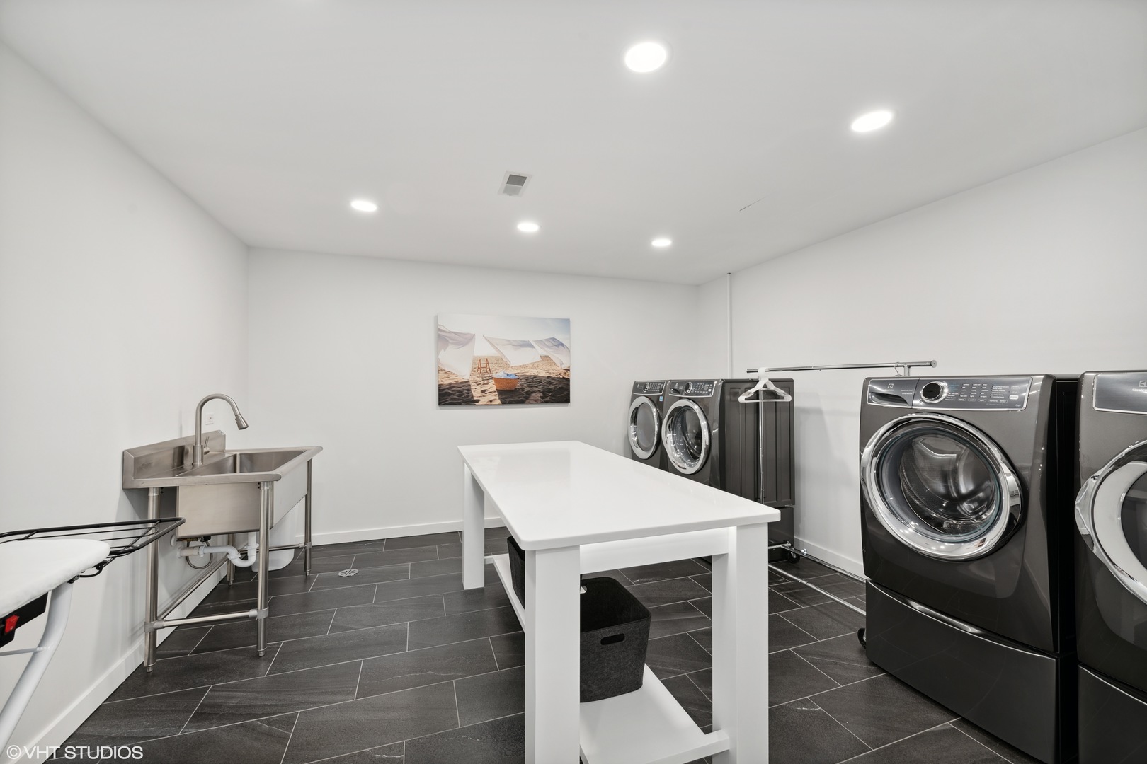 520 Forest Cove Road Lake Bluff, IL 60044 - Photo 31 of 48 a view of a storage and utility room with washer and dryer