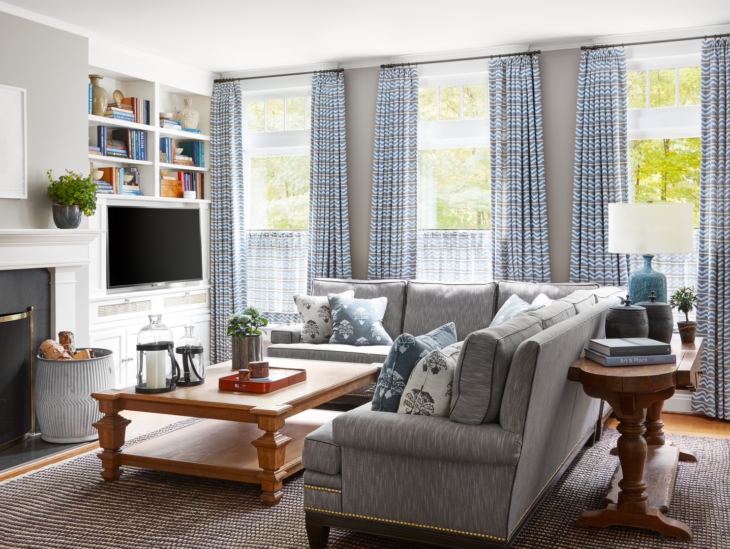 520 Forest Cove Road Lake Bluff, IL 60044 - Photo 8 of 48 a living room with fireplace furniture and a flat screen tv