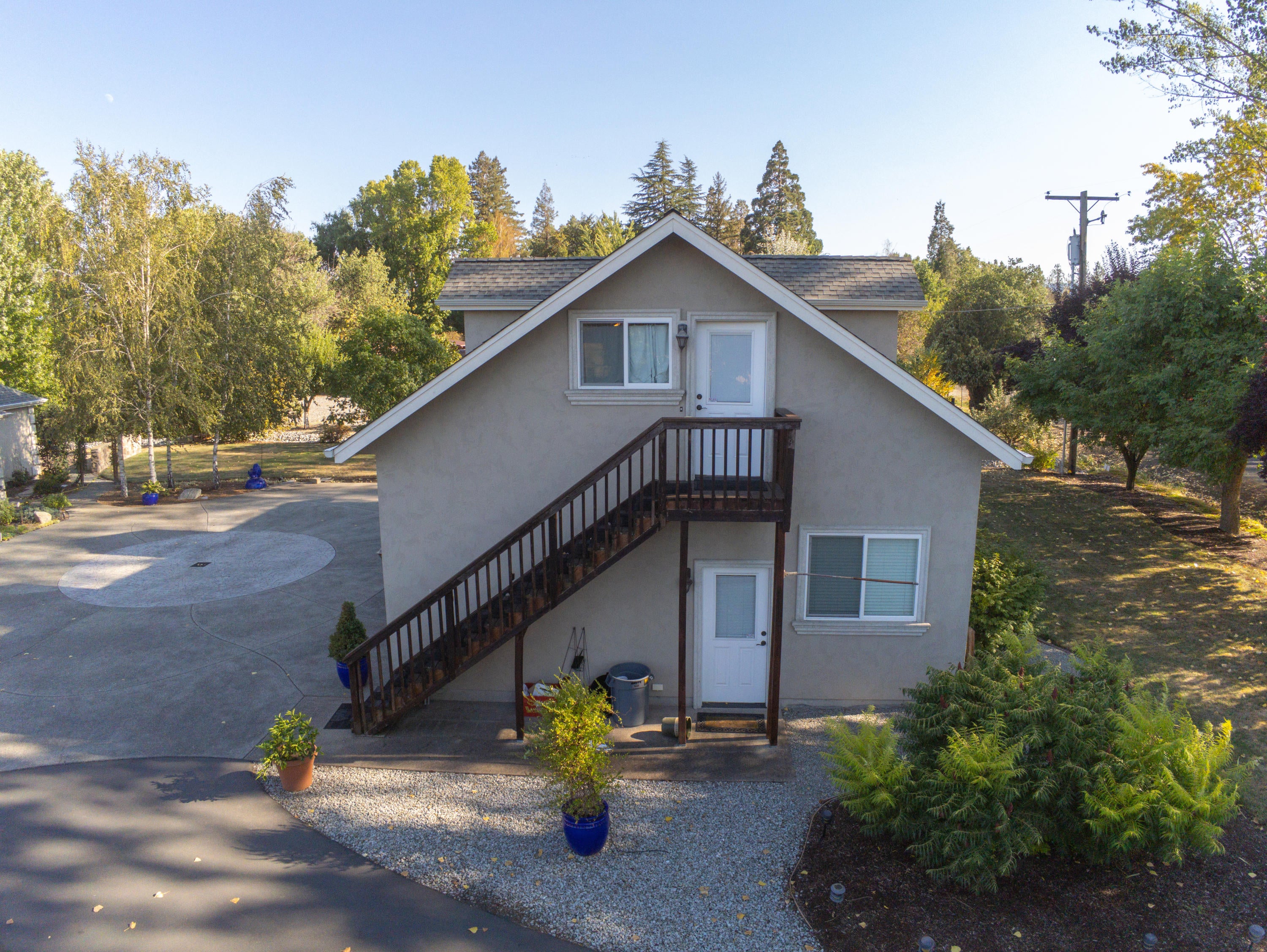 2994 Freeland Road Central Point, OR 97502 - Photo 6 of 66 Garage3