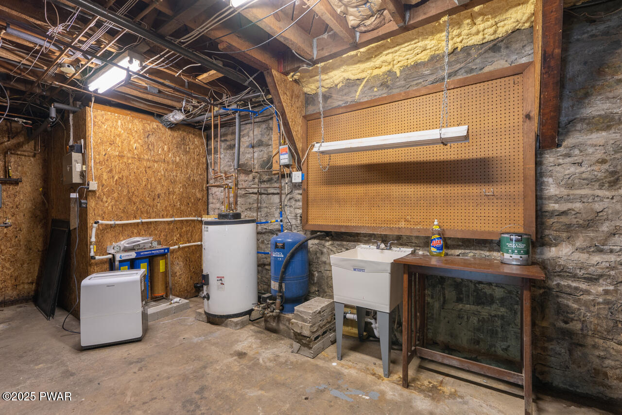 237 Woodtown Road Shohola, PA 18458 - Photo 40 of 56