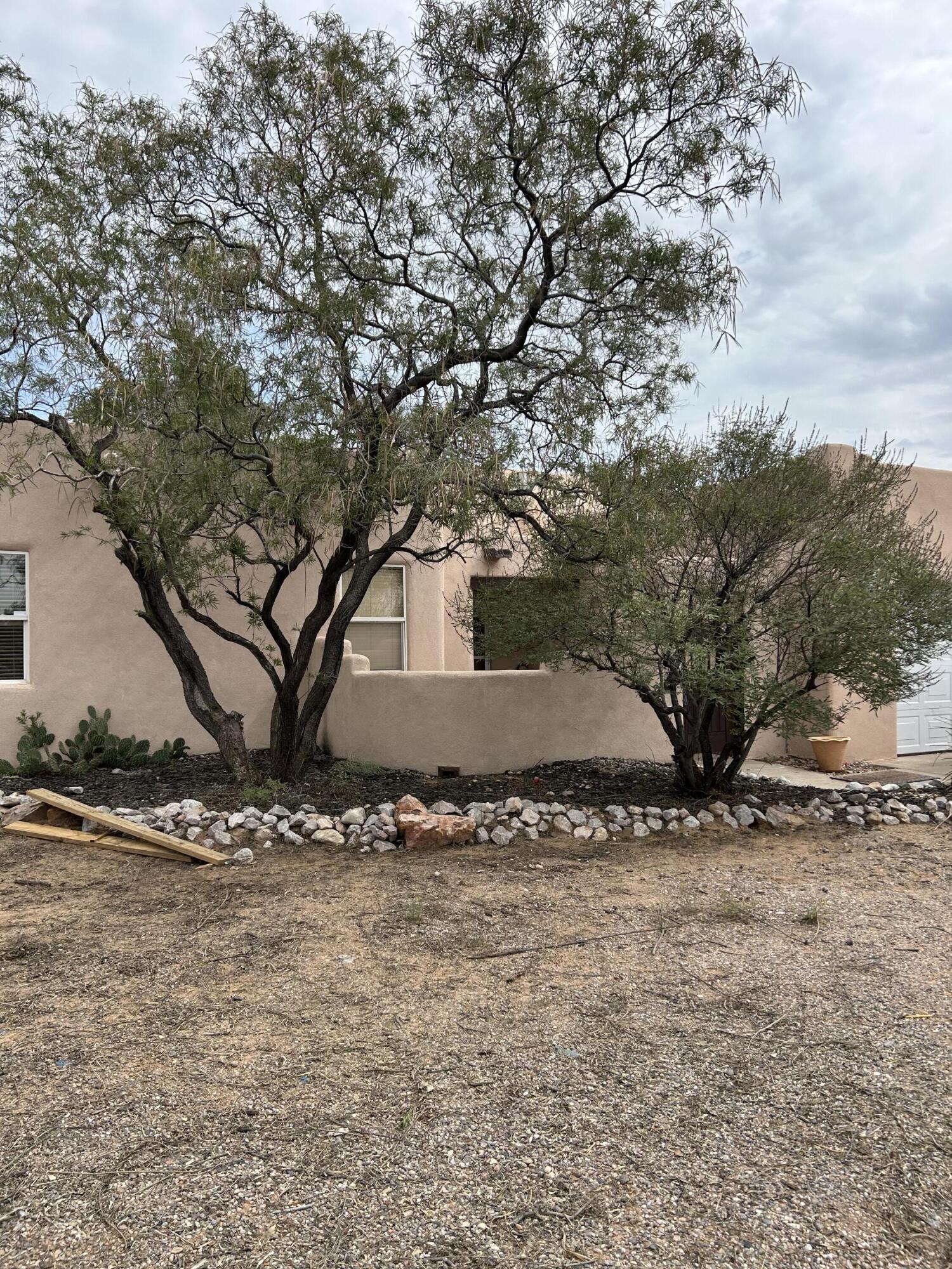 2124 San Pablo Road Northeast Rio Rancho, NM 87144 - Photo 2 of 3 Gallery Image 2