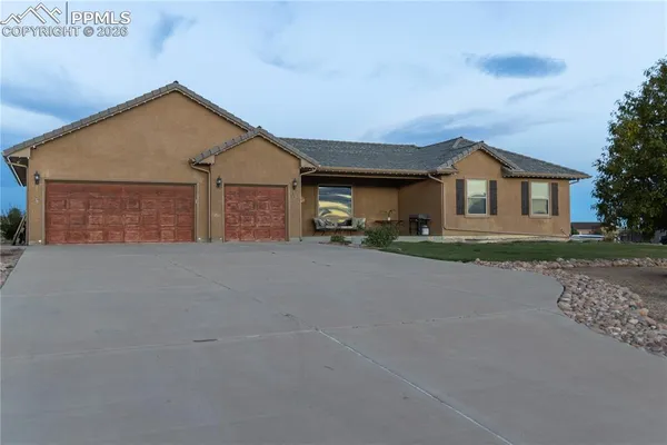 $439,000 | 1350 Farley Drive, Pueblo, CO 81007