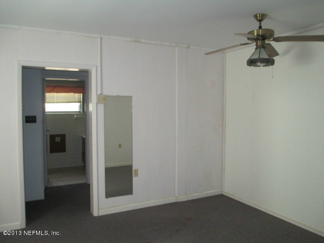 6444 Brooklyn Bay Road Keystone Heights, FL 32656 - Photo 8 of 32 a view of empty room