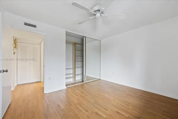 $2,400 | 2761 Village Boulevard, Unit 304, West Palm Beach, FL 33409