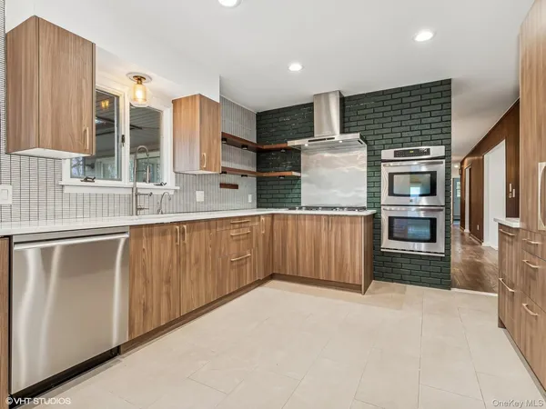 $4,600 | 8 Jonathan Lane, Poughkeepsie, NY 12603