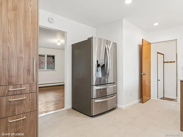 $4,600 | 8 Jonathan Lane, Poughkeepsie, NY 12603