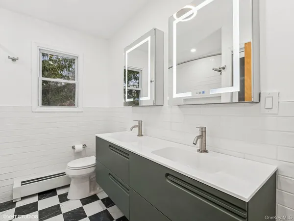 $4,600 | 8 Jonathan Lane, Poughkeepsie, NY 12603