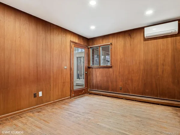 $4,600 | 8 Jonathan Lane, Poughkeepsie, NY 12603