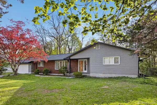 $4,600 | 8 Jonathan Lane, Poughkeepsie, NY 12603