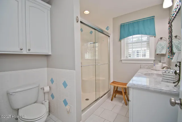 $1,095,000 | 151 Doe Drive, Emerald Isle, NC 28594