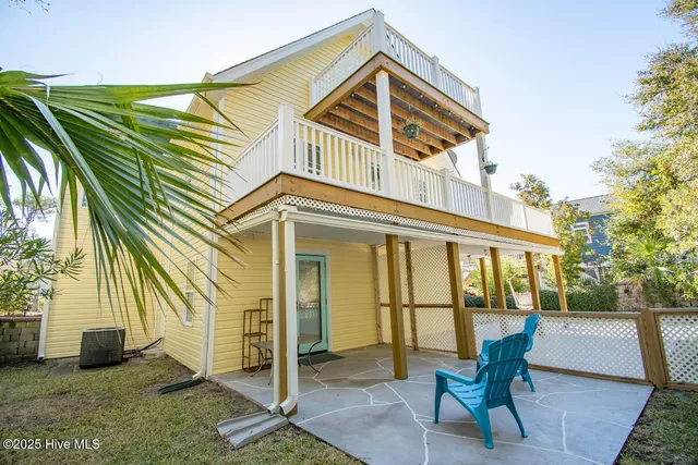 $1,095,000 | 151 Doe Drive, Emerald Isle, NC 28594