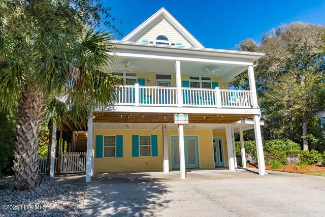 $1,095,000 | 151 Doe Drive, Emerald Isle, NC 28594