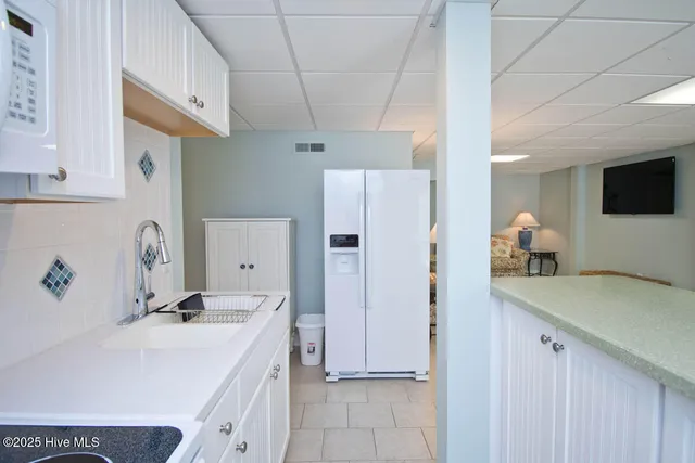 $1,095,000 | 151 Doe Drive, Emerald Isle, NC 28594