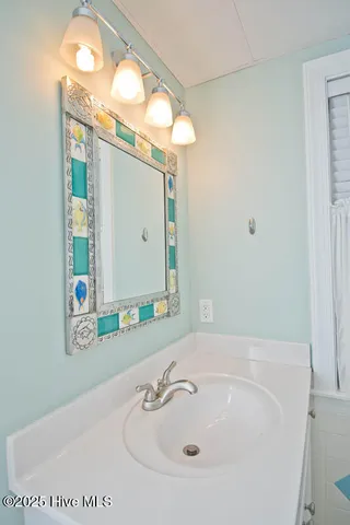 $1,095,000 | 151 Doe Drive, Emerald Isle, NC 28594