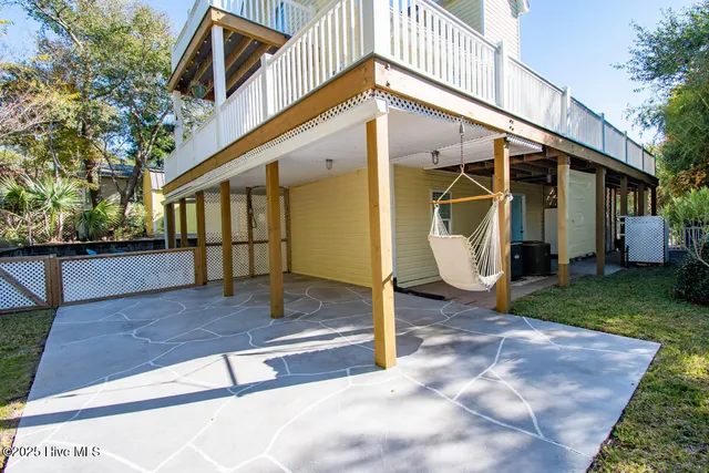 $1,095,000 | 151 Doe Drive, Emerald Isle, NC 28594