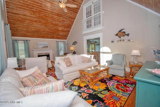 $1,095,000 | 151 Doe Drive, Emerald Isle, NC 28594