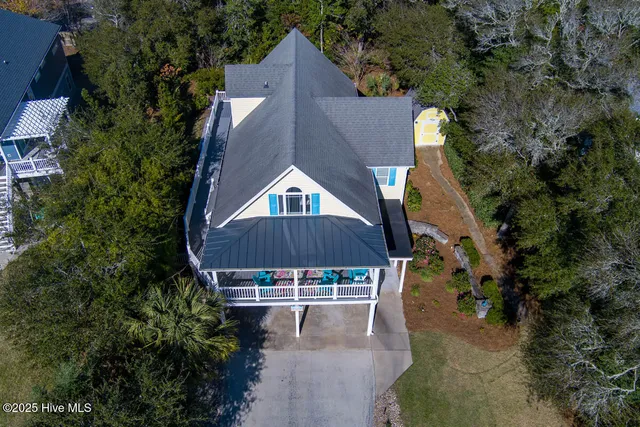 $1,095,000 | 151 Doe Drive, Emerald Isle, NC 28594