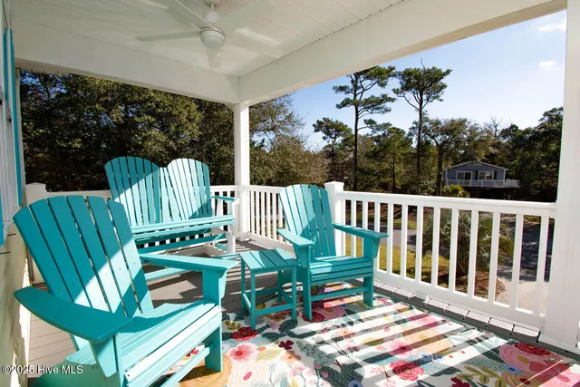 $1,095,000 | 151 Doe Drive, Emerald Isle, NC 28594