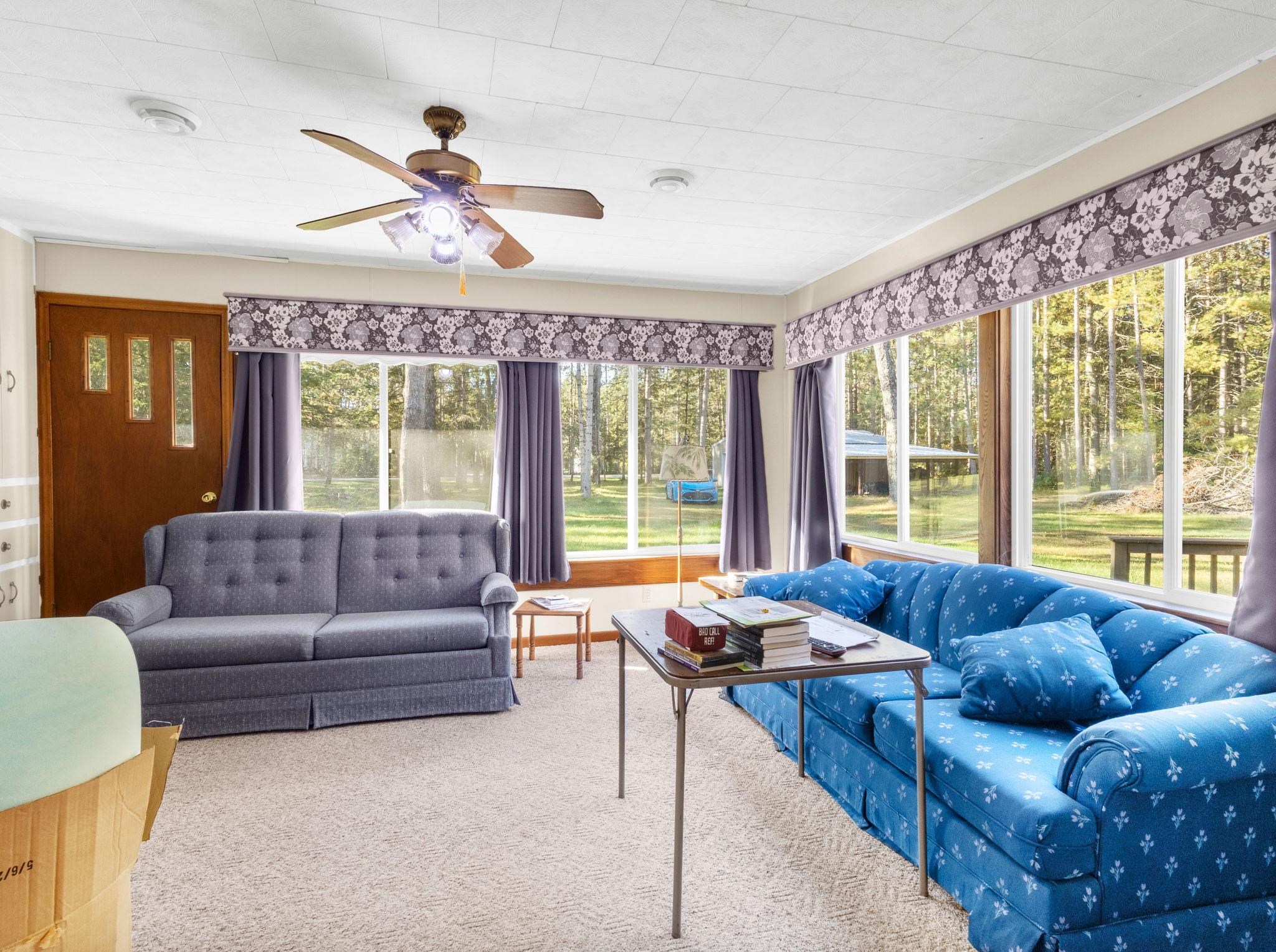 W11966 Parkway Road Crivitz, WI 54114 - Photo 6 of 24 Gallery Image 6