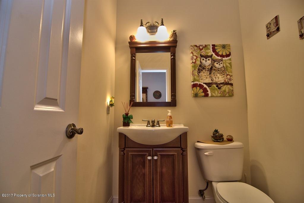 97 Hilltop Road Waverly, PA 18471 - Photo 20 of 40 Gallery Image 20