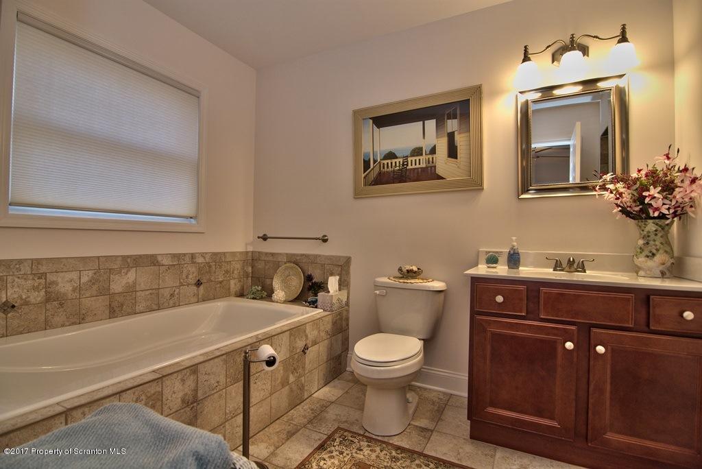 97 Hilltop Road Waverly, PA 18471 - Photo 28 of 40 Gallery Image 28