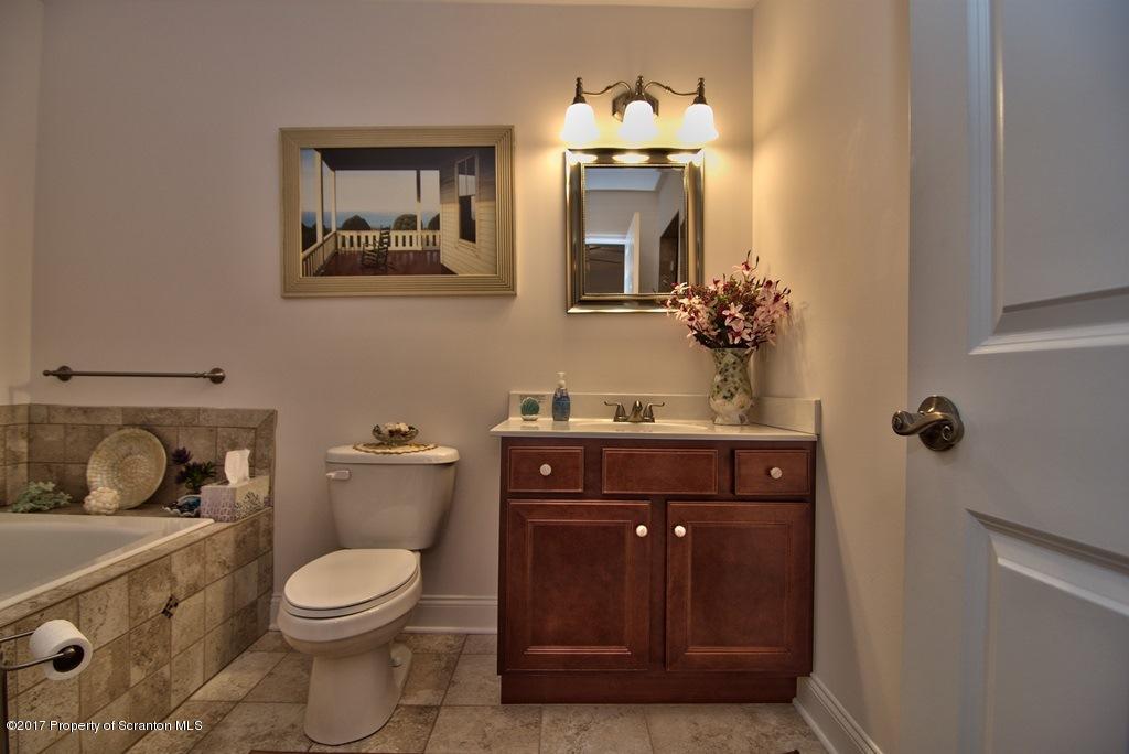 97 Hilltop Road Waverly, PA 18471 - Photo 29 of 40 Gallery Image 29