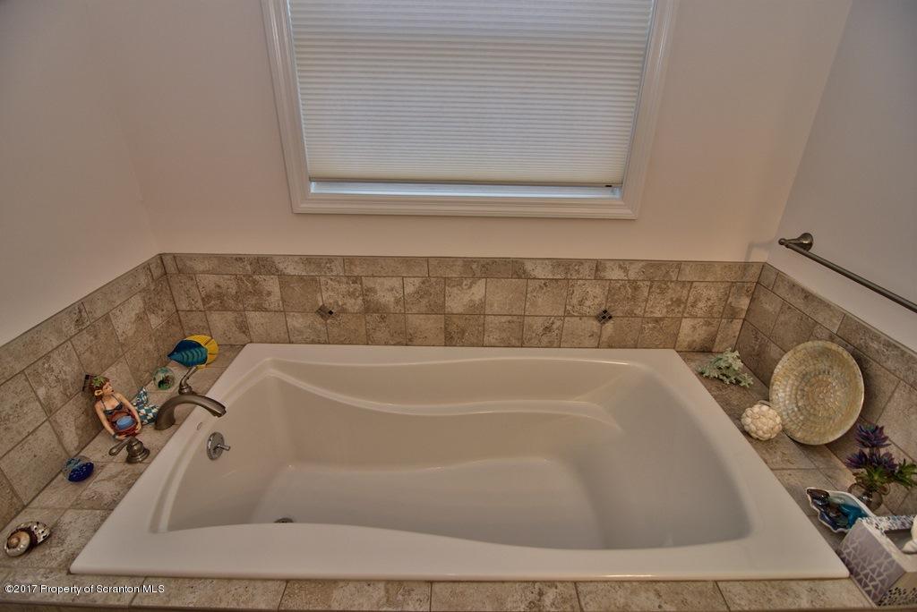 97 Hilltop Road Waverly, PA 18471 - Photo 30 of 40 Gallery Image 30