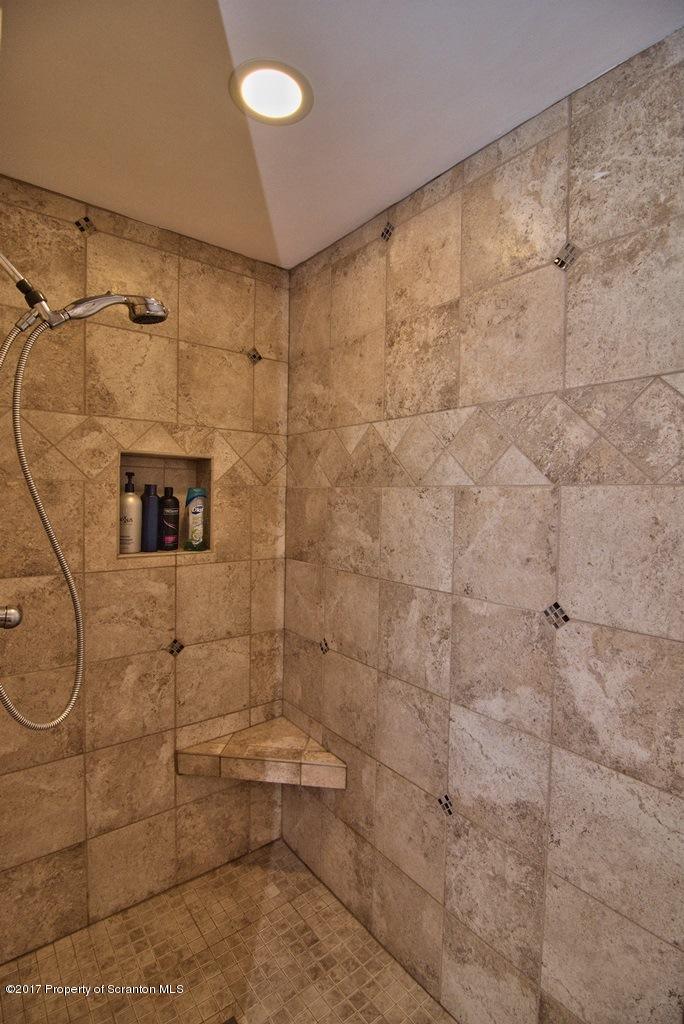 97 Hilltop Road Waverly, PA 18471 - Photo 31 of 40 Gallery Image 31
