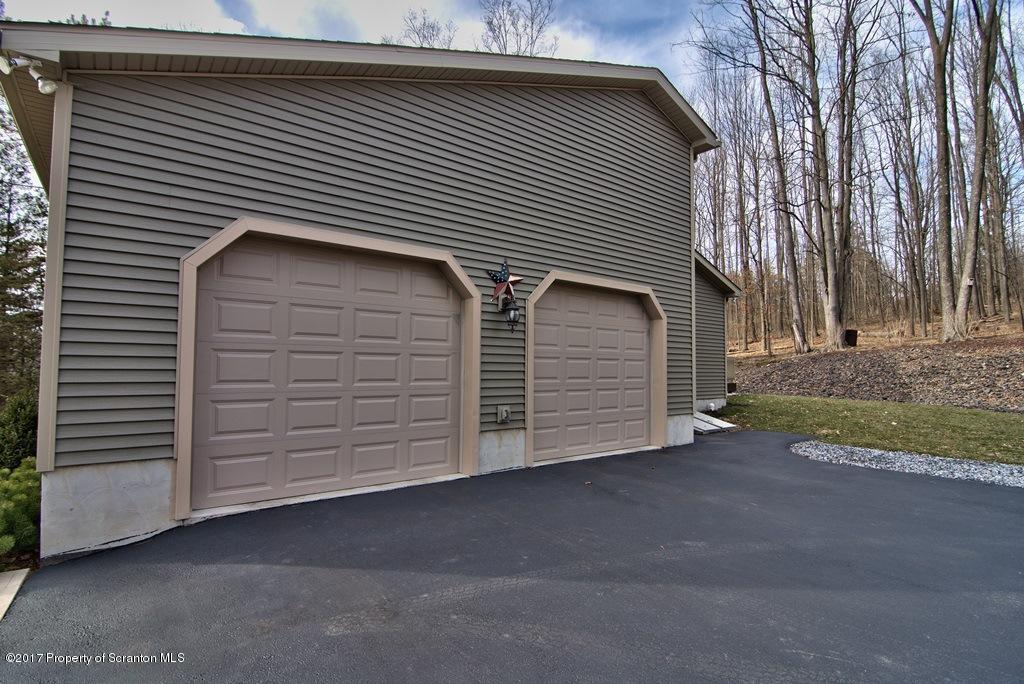 97 Hilltop Road Waverly, PA 18471 - Photo 36 of 40 Gallery Image 36