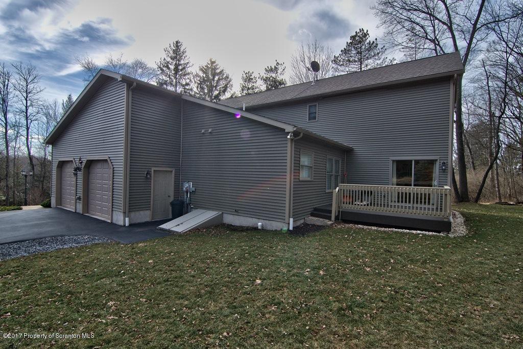 97 Hilltop Road Waverly, PA 18471 - Photo 37 of 40 Gallery Image 37