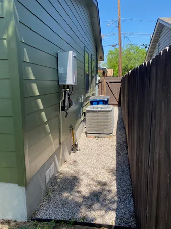 $2,900 | 4609 Leslie Avenue, Unit 1, Austin, TX 78721