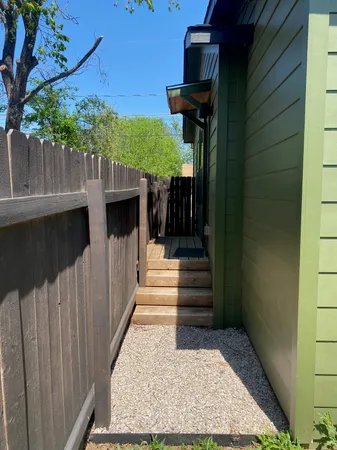 $2,900 | 4609 Leslie Avenue, Unit 1, Austin, TX 78721