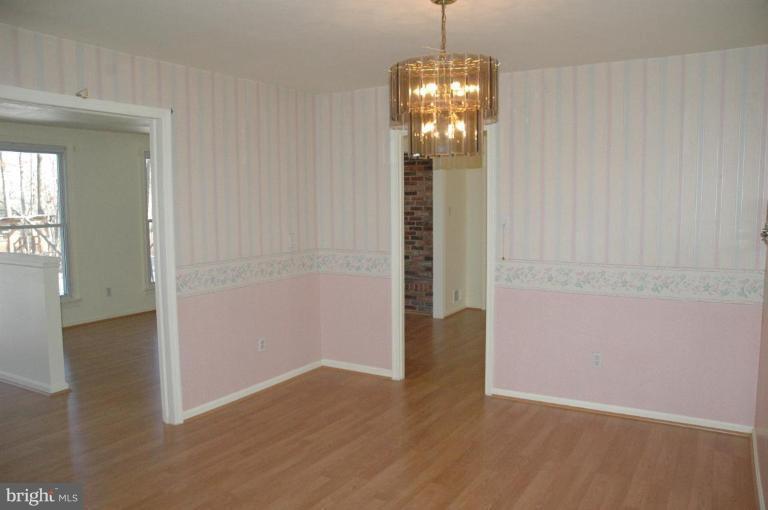 11813 Randy Lane Laurel, MD 20708 - Photo 6 of 23 Dining Room