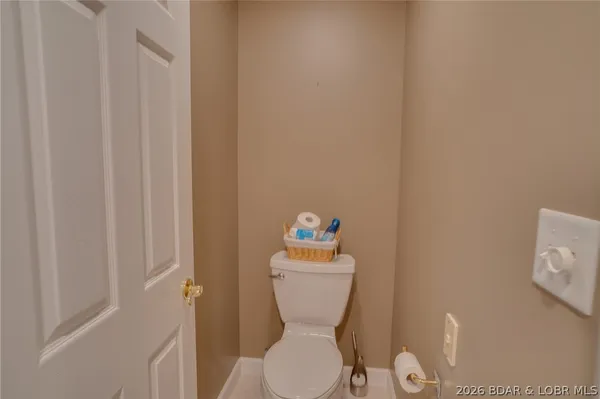 $585,000 | 68 Lighthouse Road, Unit 912, Lake Ozark, MO 65049