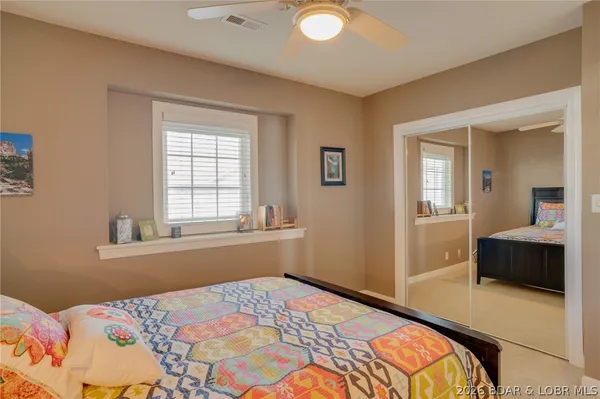 $585,000 | 68 Lighthouse Road, Unit 912, Lake Ozark, MO 65049