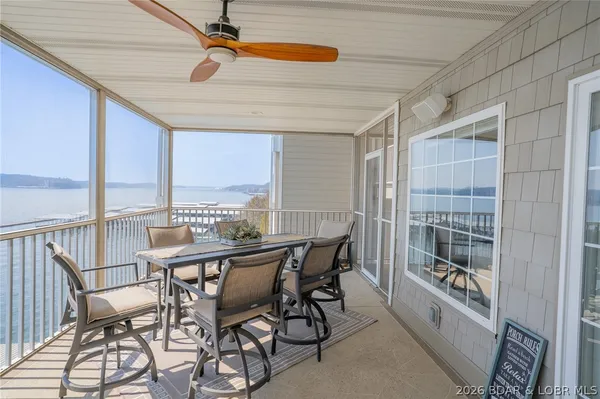 $585,000 | 68 Lighthouse Road, Unit 912, Lake Ozark, MO 65049