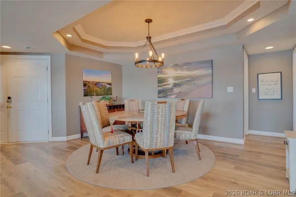 $585,000 | 68 Lighthouse Road, Unit 912, Lake Ozark, MO 65049