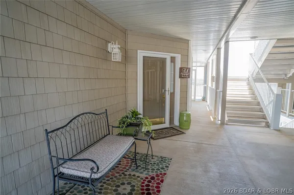 $585,000 | 68 Lighthouse Road, Unit 912, Lake Ozark, MO 65049