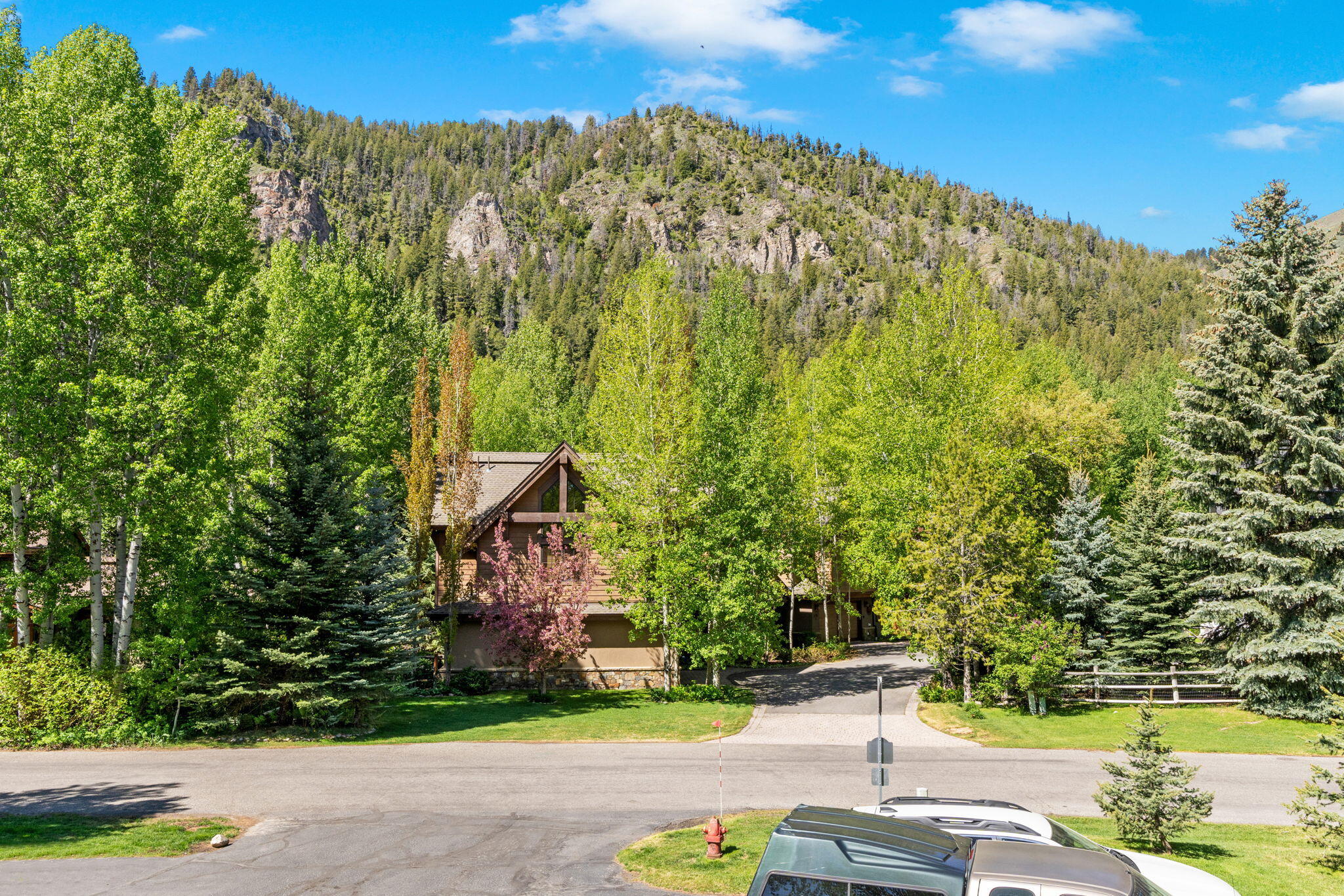 171 Bordeaux Street, Unit 2 Ketchum, ID 83340 - Photo 12 of 26 Deck View