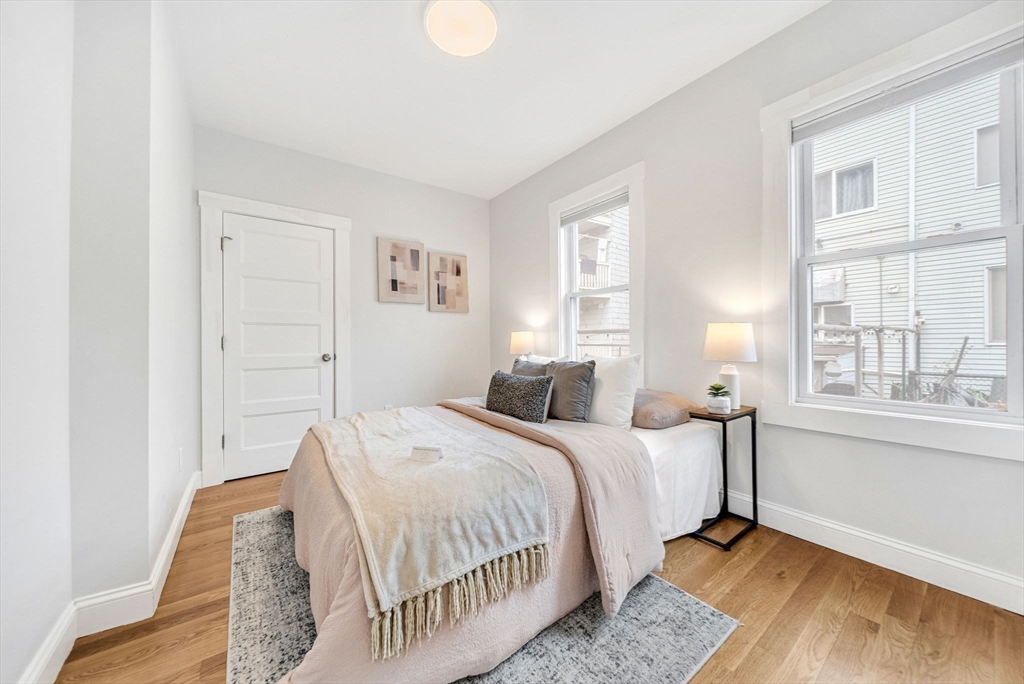 26 Hardwick Street, Unit 1 Cambridge, MA 02141 - Photo 10 of 18