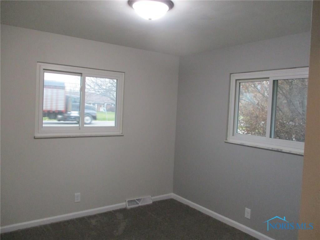 124 North Wynn Road Oregon, OH 43616 - Photo 18 of 24 Gallery Image 18