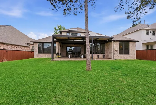 $1,200,000 | 31 Welston Terrace Drive, Tomball, TX 77375