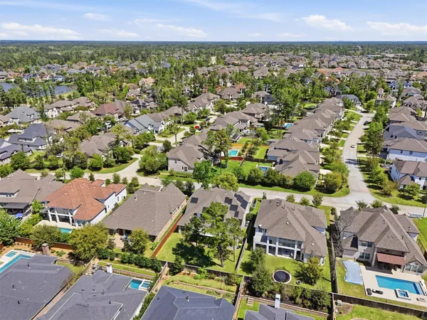 $1,200,000 | 31 Welston Terrace Drive, Tomball, TX 77375