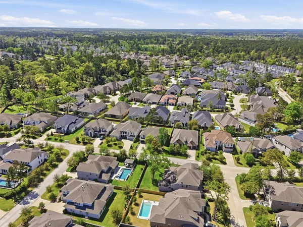 $1,200,000 | 31 Welston Terrace Drive, Tomball, TX 77375