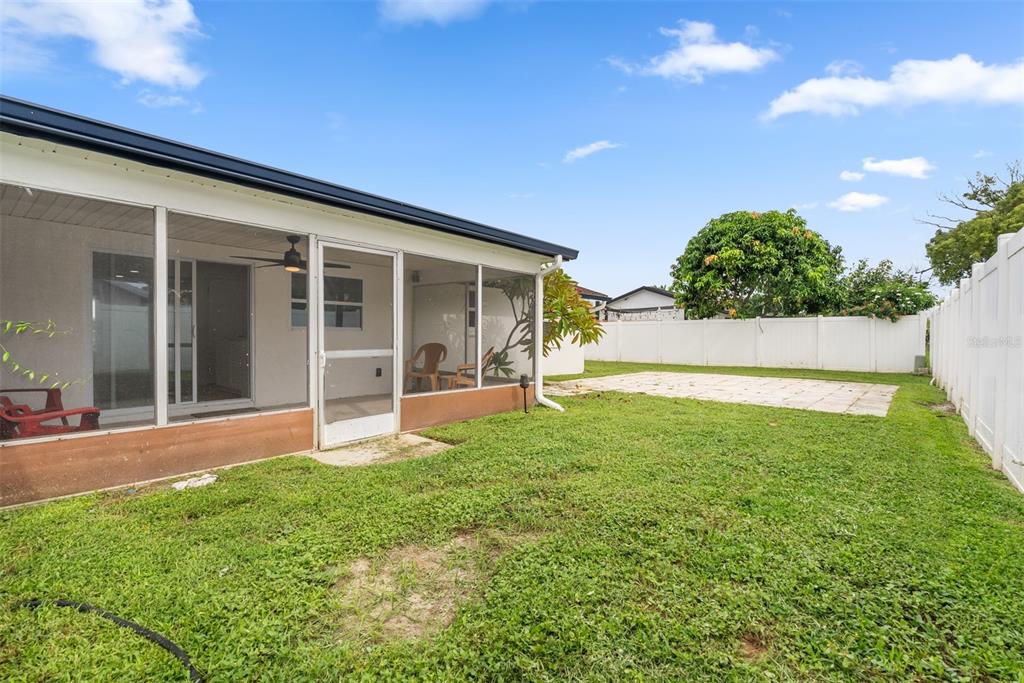 504 Red Mangrove Lane Apollo Beach, FL 33572 - Photo 17 of 41