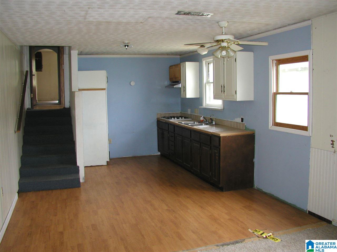 810 North Ledbetter Street Anniston, AL 36201 - Photo 3 of 10