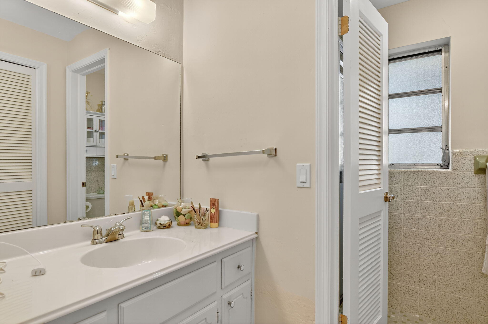 303 Northwest 42nd Street Boca Raton, FL 33431 - Photo 29 of 30 Primary Bathroom